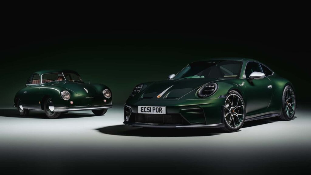 Porsche 911 GT3 Touring Earls Court 51 Edition in Earls Court Green metallic