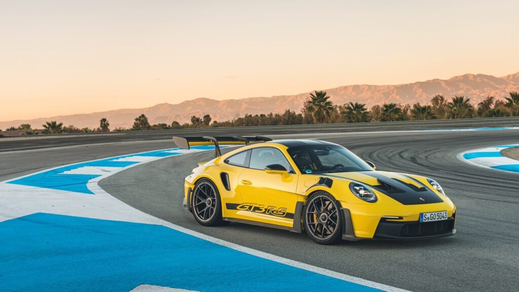 Porsche Expands Centre-Lock Recall for 911 and 718 Models Porsche 911 GT3 with centre-lock wheels parked in a studio setting