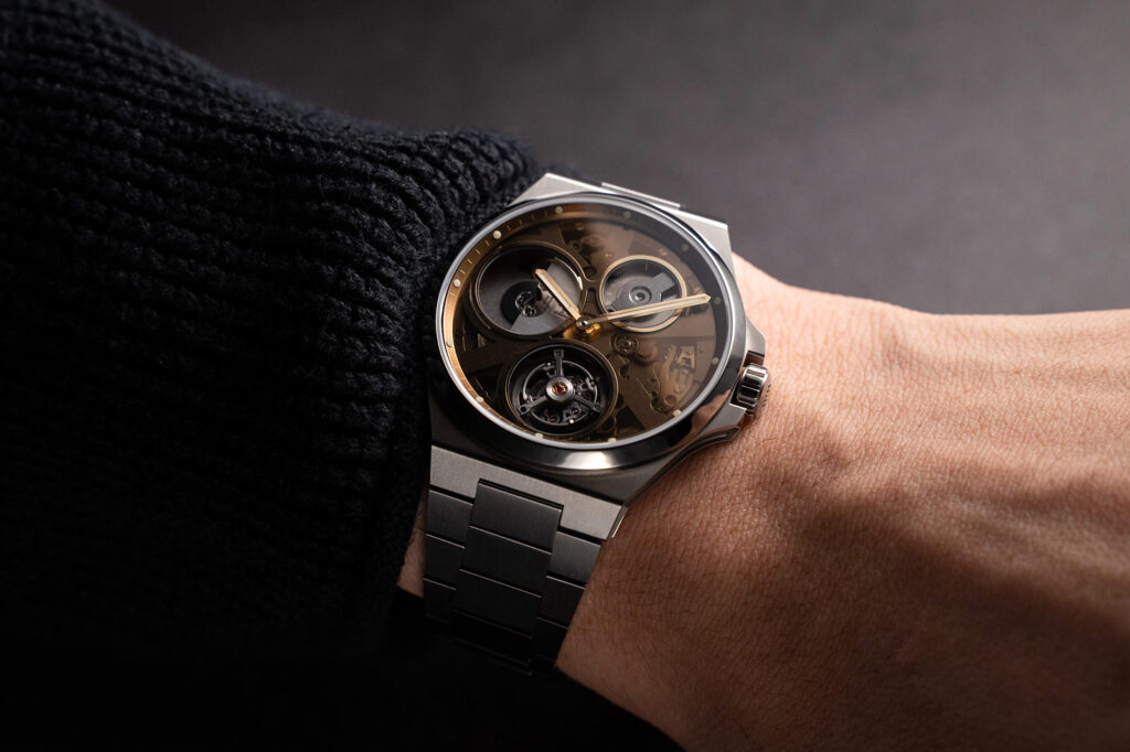 Horage Autark Tourbillon Bubbles in Grade 5 titanium showing its dial-side microrotor, mainspring and tourbillon
